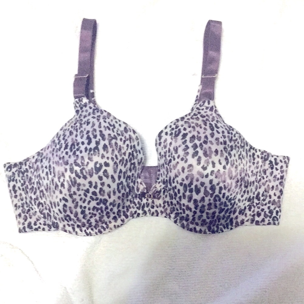 Vanity Fair (38B) Purple Leopard Print Bra!!